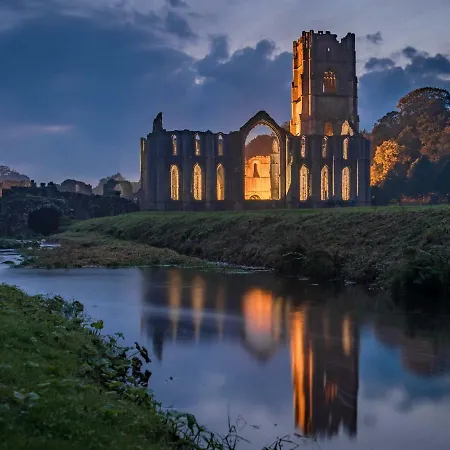 The End Place * Pateley Bridge